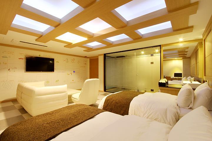 Suwon Orsay Business Hotel المظهر الخارجي الصورة