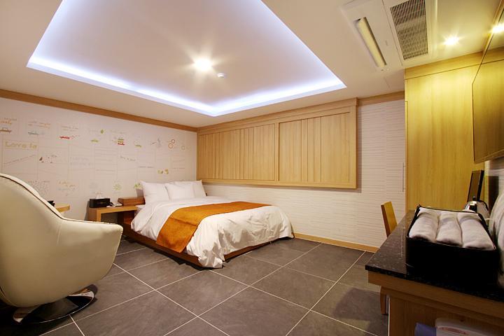 Suwon Orsay Business Hotel المظهر الخارجي الصورة